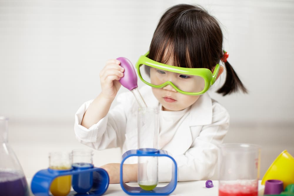 Toddler,Girl,Pretend,Play,Scientist,Role,For,Homeschooling