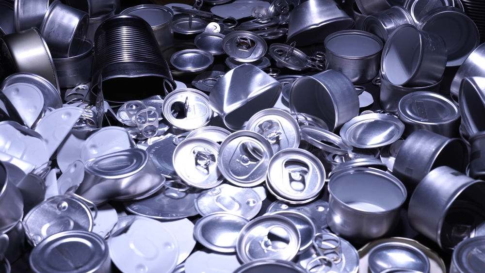 Large,Amount,Of,Metal,Tins,,Cans,And,Jars,For,Recycling.